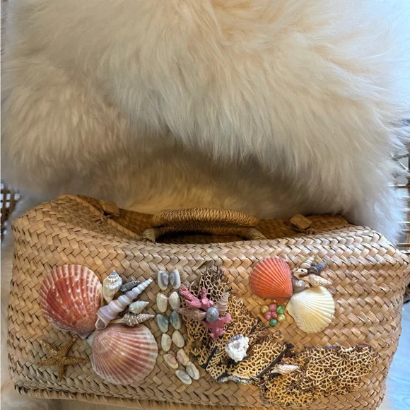 1960s Mid Century Seashell Embellished Woven Tote / Beach Bag Rare Find! - Picture 3 of 16